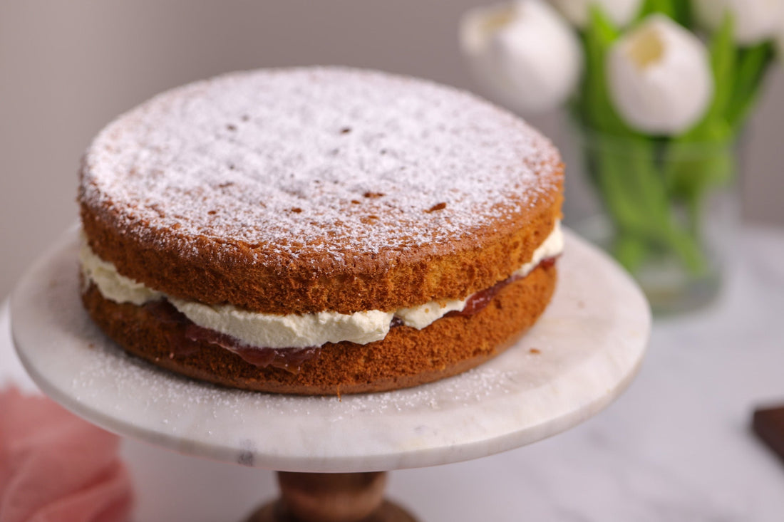 Rhubarb Cream Sponge